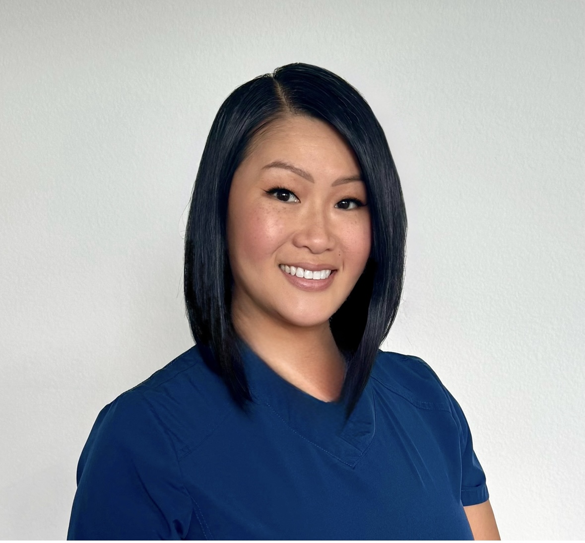 Rounded portrait of Charlene Wong, PT, MPT